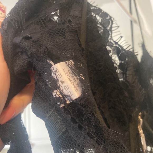 fashion nova lace off the shoulder top with zipper back and long sleeves - Picture 5 of 5